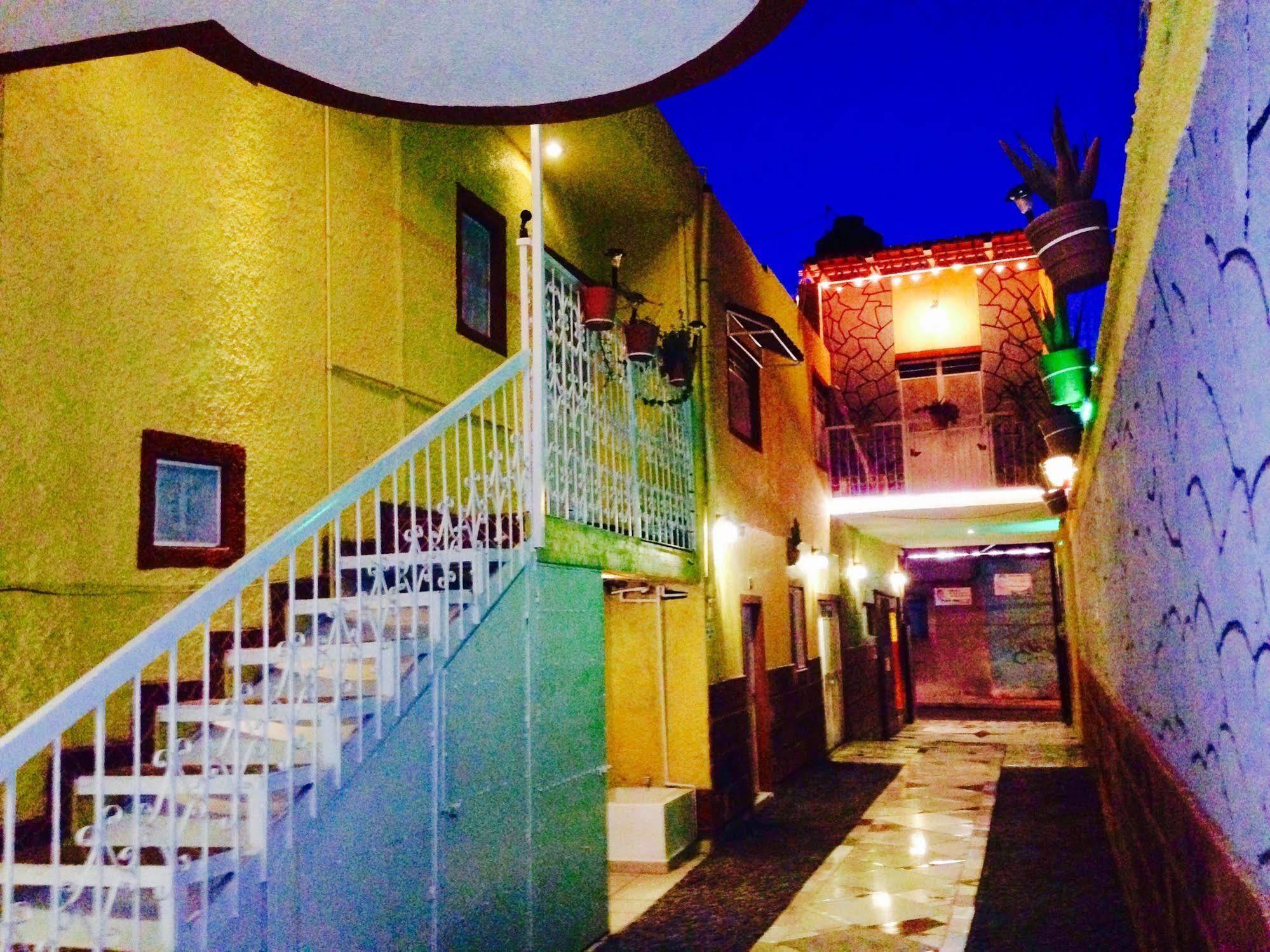 Hotel Mi Pueblito Tonala  Luaran gambar