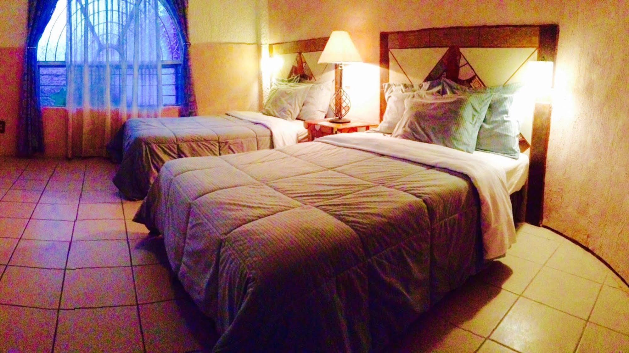 Hotel Mi Pueblito Tonala  Luaran gambar