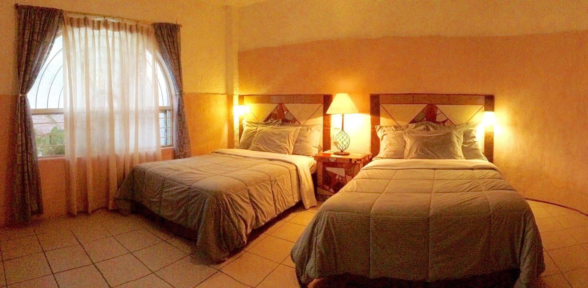 Hotel Mi Pueblito Tonala  Luaran gambar