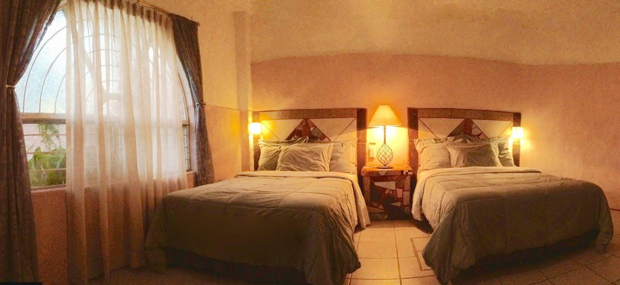 Hotel Mi Pueblito Tonala  Luaran gambar