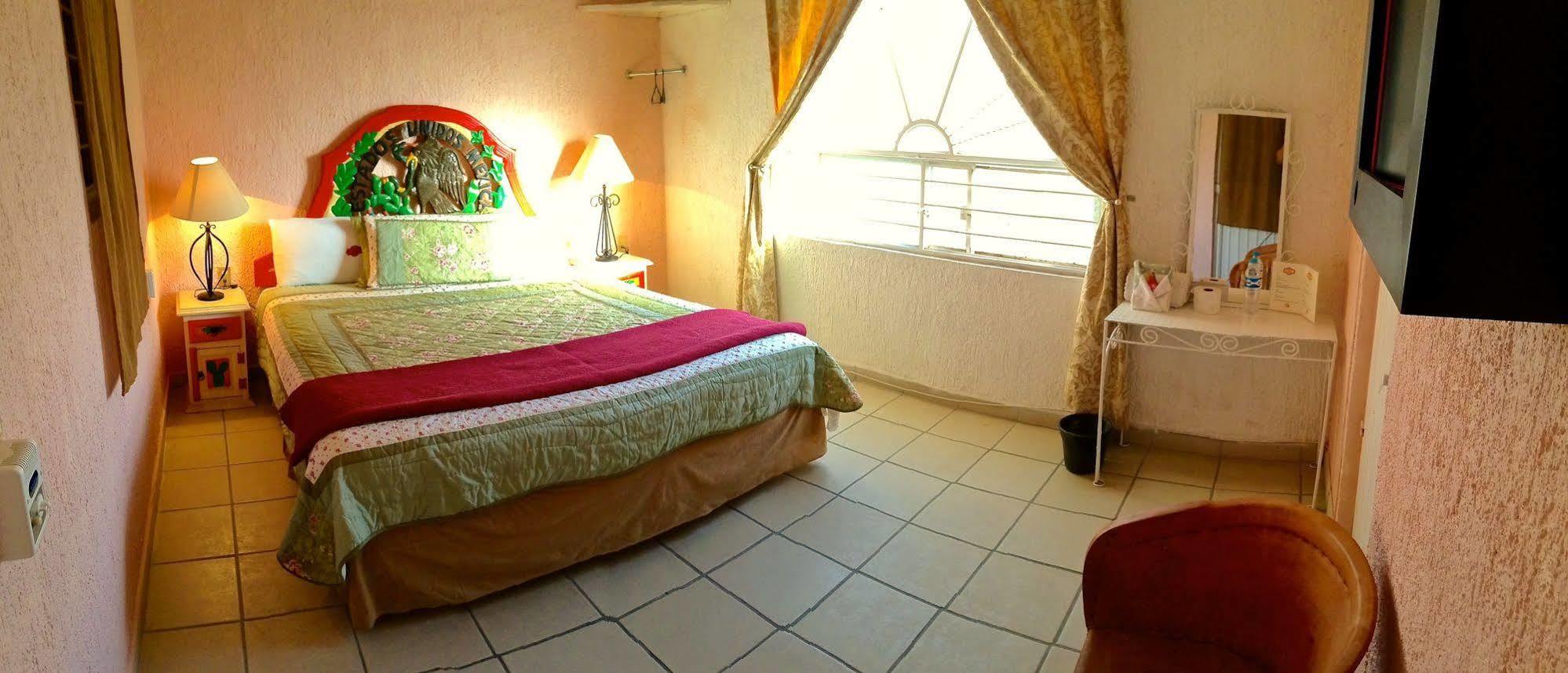 Hotel Mi Pueblito Tonala  Luaran gambar